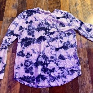Hollister tie-dye long sleeve💙🤍
